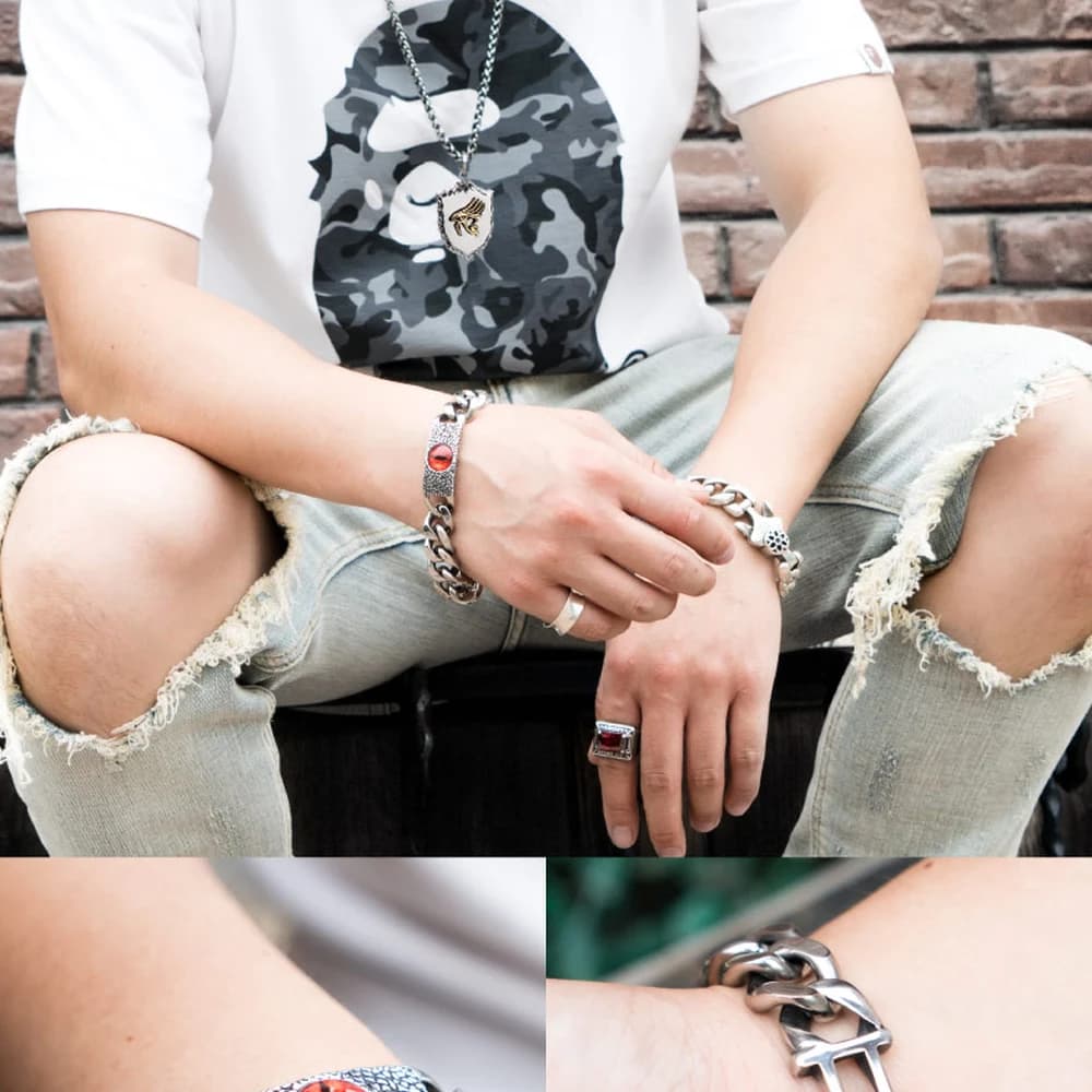 Gothic Rune Atelier Ring Image 5