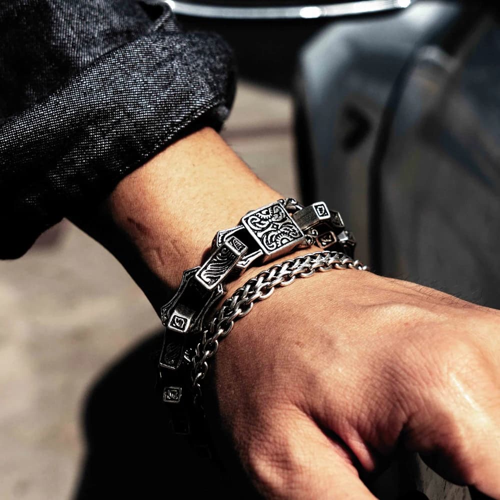 Gothic Rune Atelier Ring Image 6