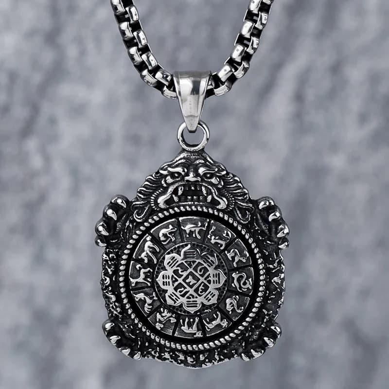 Gothic Rune Atelier Ring Image 3