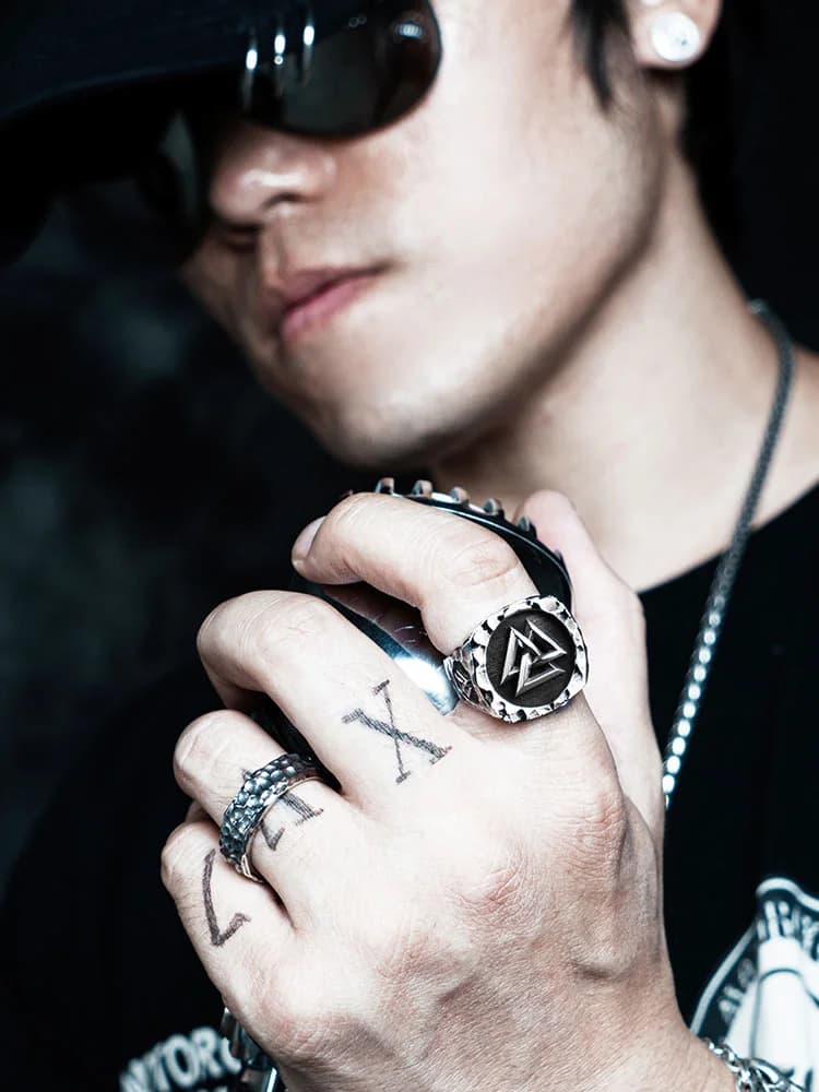 Gothic Rune Atelier Ring Image 3